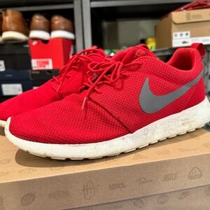 Nike Roshe Rosherun OG Red - Size 12